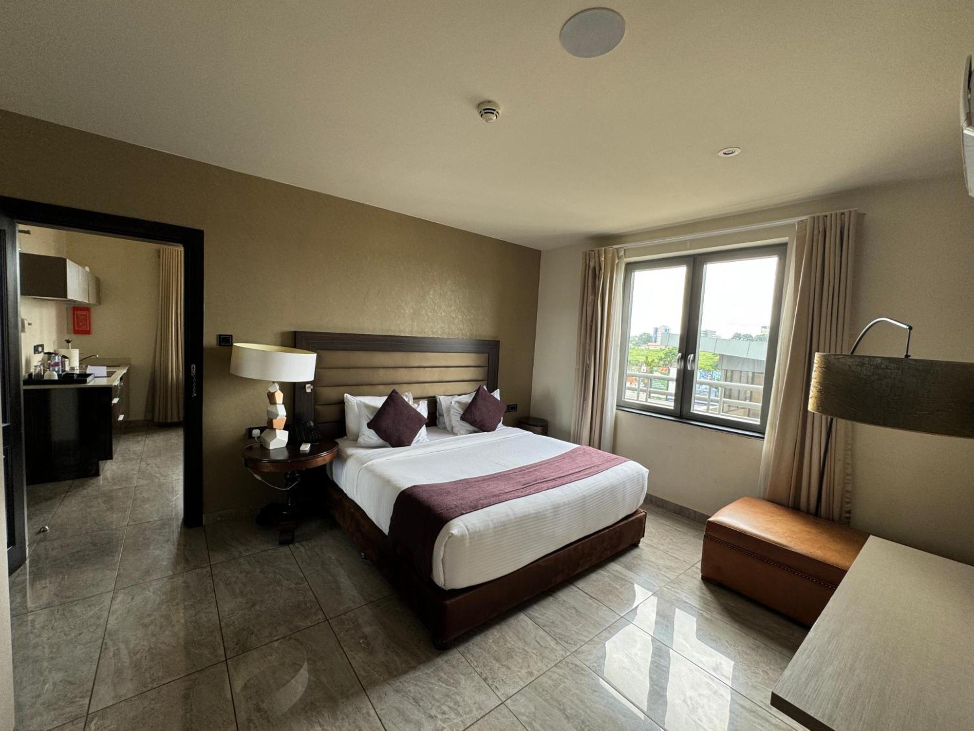 Hotel The Palms By Eagles Accra Esterno foto